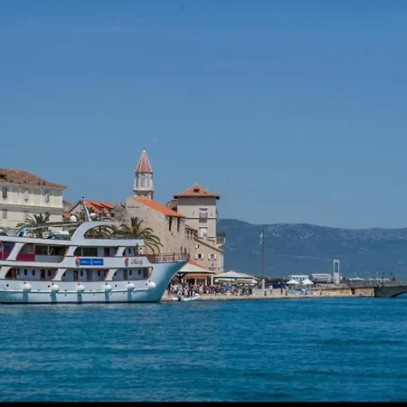 شقة Teo Trogir-seget تروغير