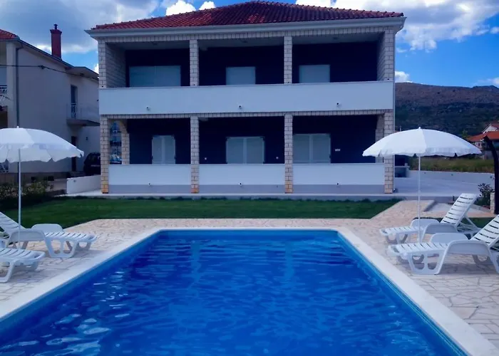 Apartment Teo Trogir-seget *